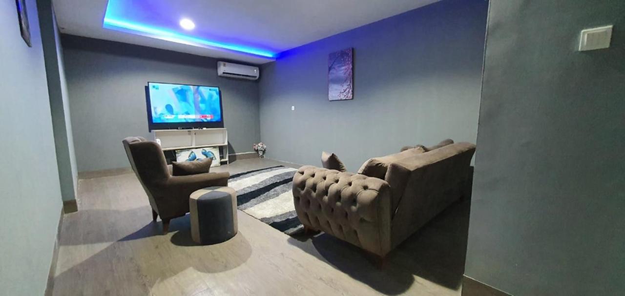 Legon City Mall Short Stay Apartments For Business And Vacation - East Legon Accra Extérieur photo